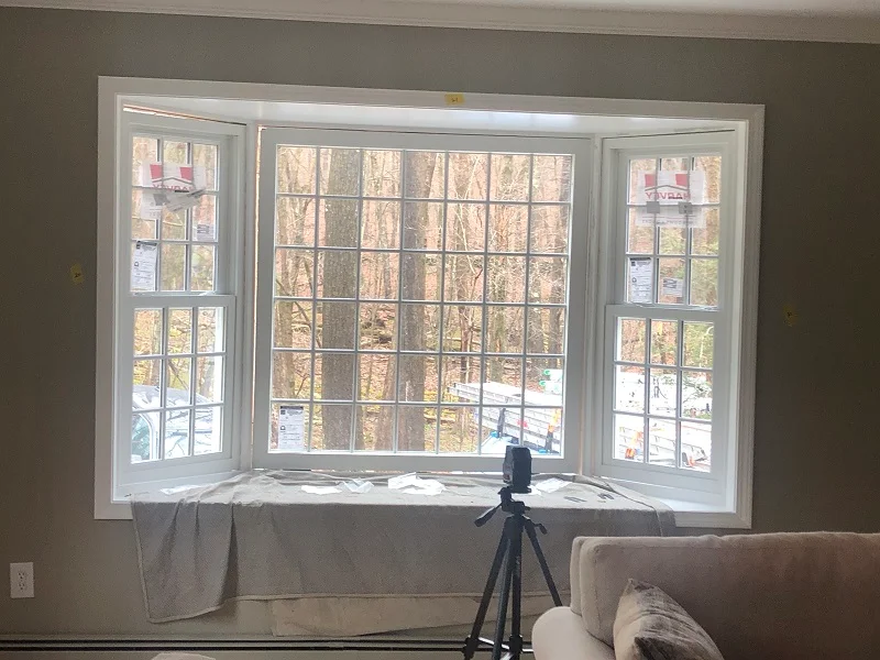 Harvey Tribute vinyl windows installed in a bay window in Redding, CT